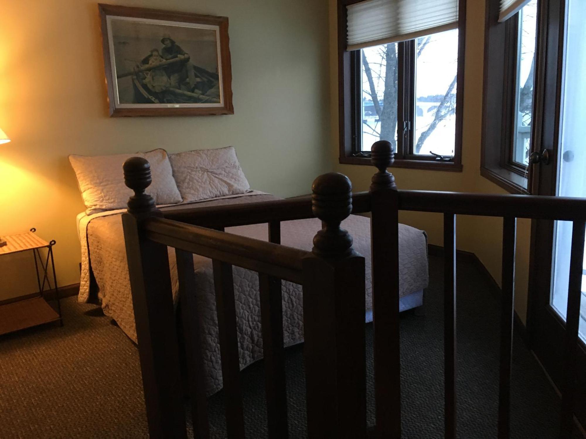 Snug Harbor Inn Sturgeon Bay Ngoại thất bức ảnh