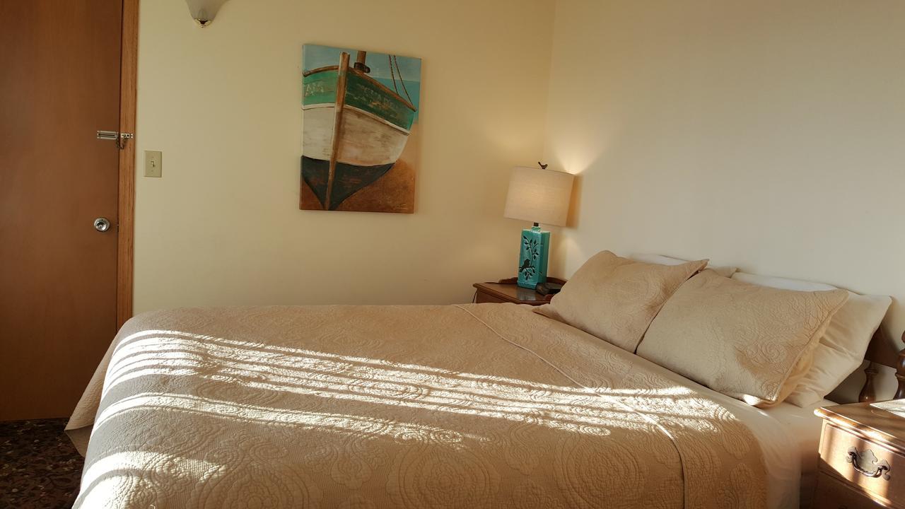 Snug Harbor Inn Sturgeon Bay Ngoại thất bức ảnh