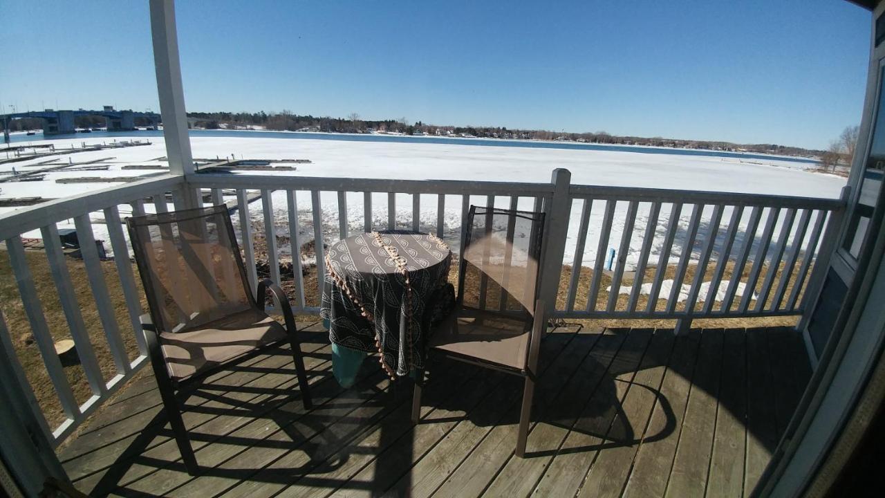 Snug Harbor Inn Sturgeon Bay Ngoại thất bức ảnh