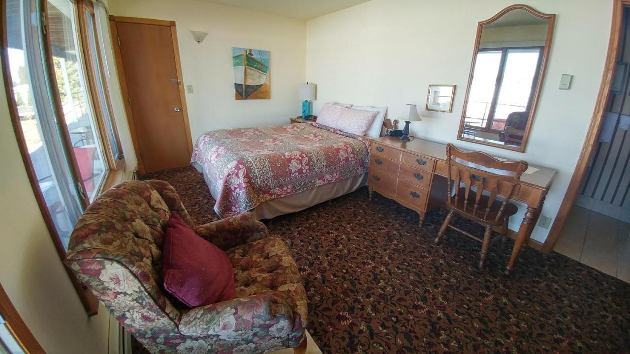 Snug Harbor Inn Sturgeon Bay Ngoại thất bức ảnh
