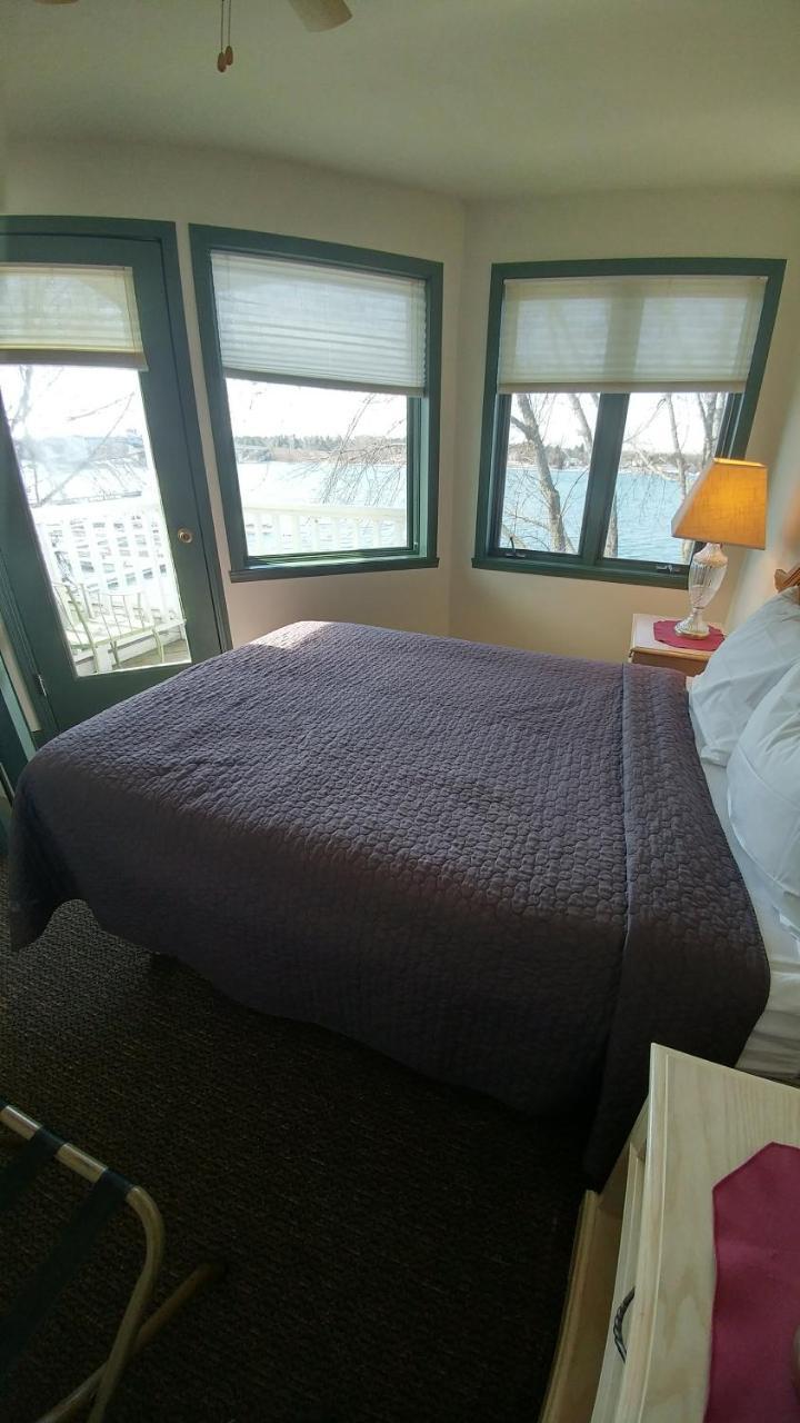 Snug Harbor Inn Sturgeon Bay Ngoại thất bức ảnh