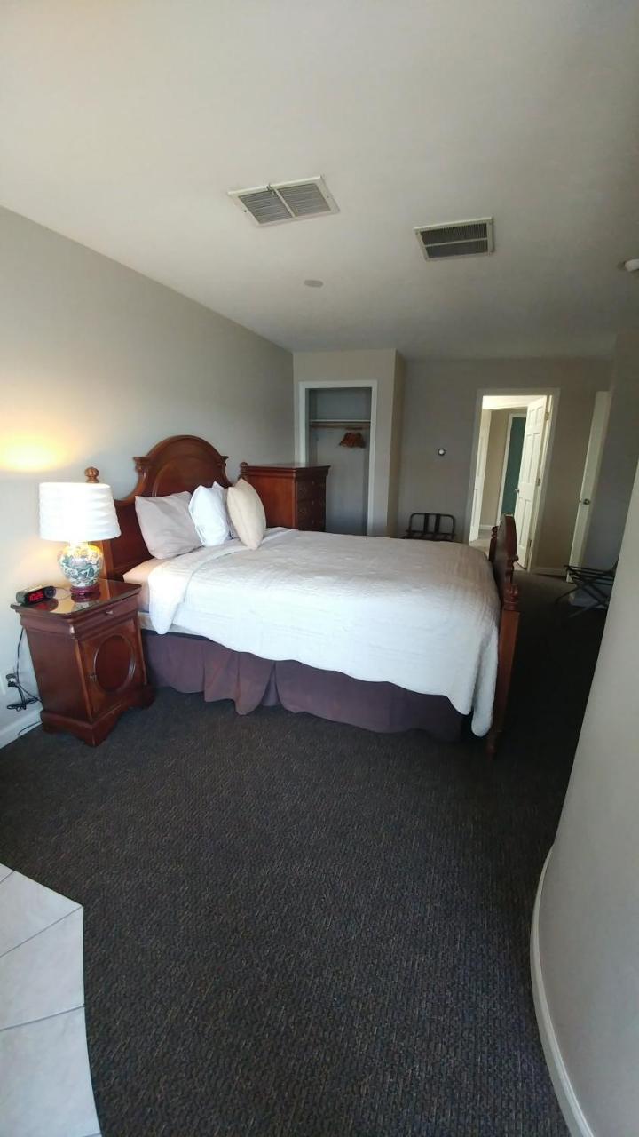 Snug Harbor Inn Sturgeon Bay Ngoại thất bức ảnh