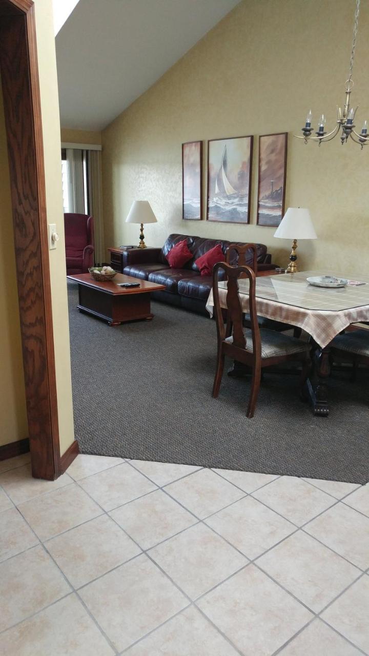 Snug Harbor Inn Sturgeon Bay Ngoại thất bức ảnh
