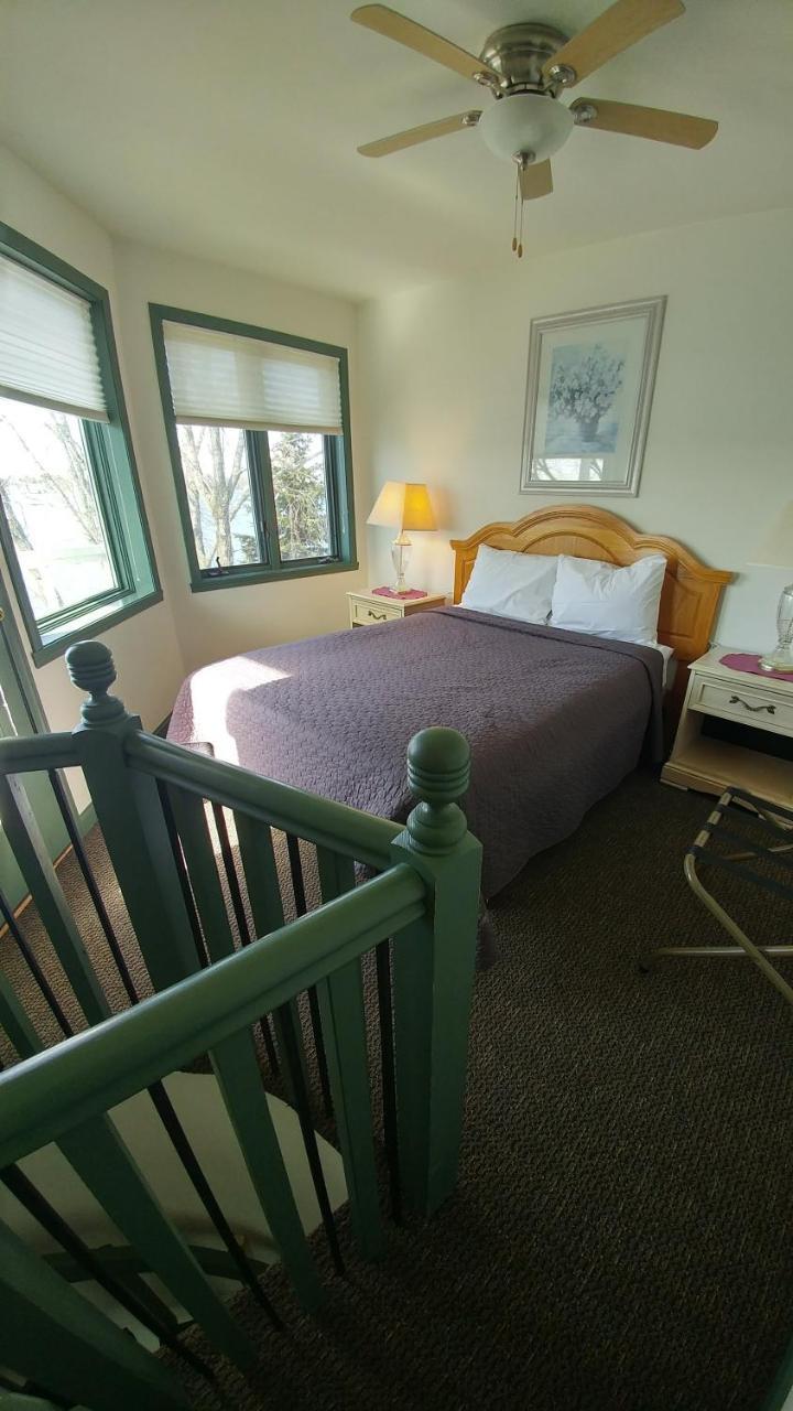Snug Harbor Inn Sturgeon Bay Ngoại thất bức ảnh